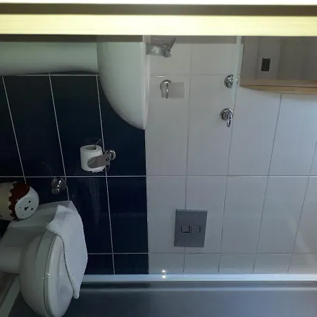 Sempati 2* Сіде