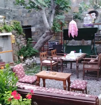 Hotel Sempati 2*
